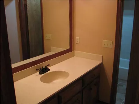 317 E Platt Dr, Yukon, OK 73099 photo 11