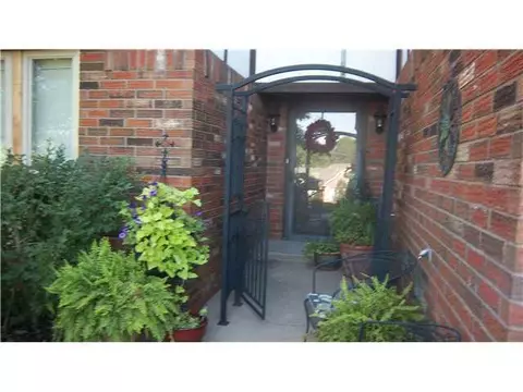 407 E Cedar Dr, Tuttle, OK 73089 photo 1