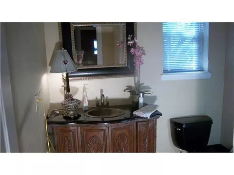 407 E Cedar Dr, Tuttle, OK 73089 photo 6