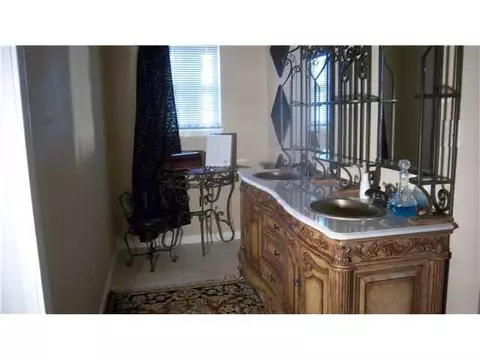 407 E Cedar Dr, Tuttle, OK 73089 photo 8