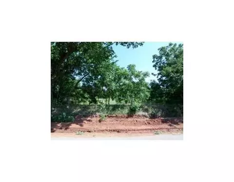 6731 Tecumseh, Norman, OK 73026 photo 1