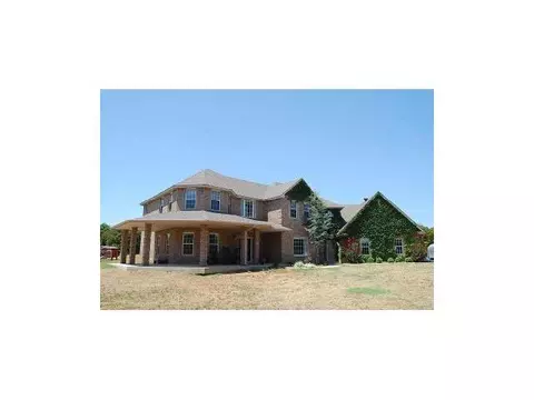 8450 E Post Oak Rd, Noble, OK 73068 photo 1
