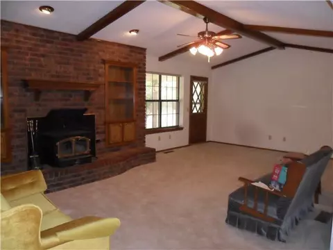 516 W Tyler, Tuttle, OK 73089 photo 2