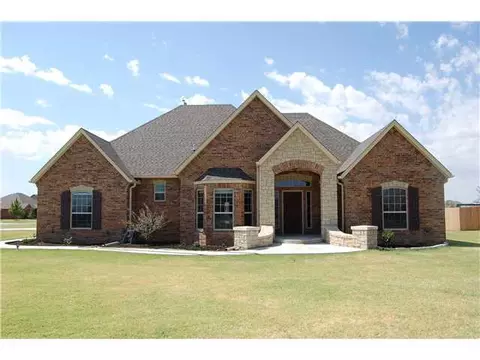 4610 Creekside Dr, Tuttle, OK 73089 photo 1