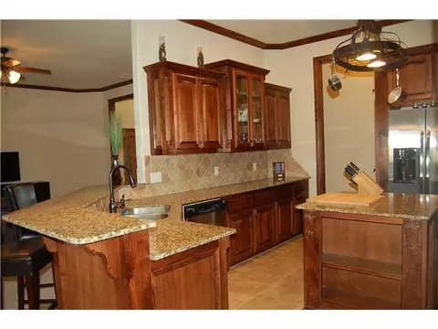 4610 Creekside Dr, Tuttle, OK 73089 photo 8