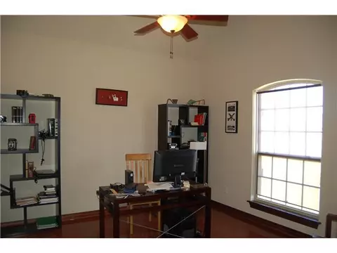 4610 Creekside Dr, Tuttle, OK 73089 photo 10
