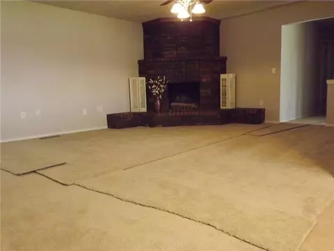 112 Suzan Rd, Tuttle, OK 73089 photo 2