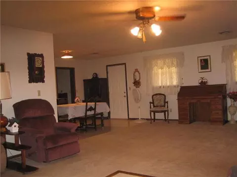 118 Folsom, Mcloud, OK 74851 photo 4