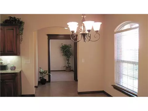 1212 Daniel Way, Tuttle, OK 73089 photo 8