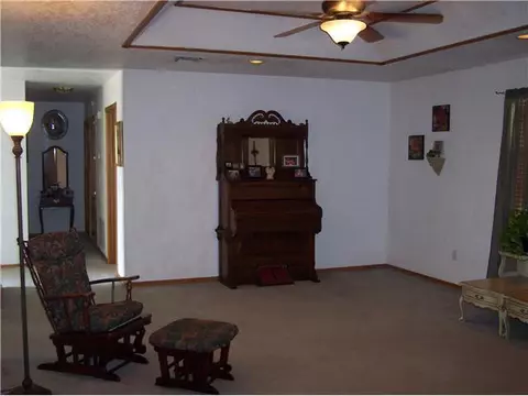106901 S Paula Jean Dr, Mcloud, OK 74851 photo 6