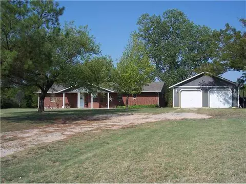 106901 S Paula Jean Dr, Mcloud, OK 74851 photo 1