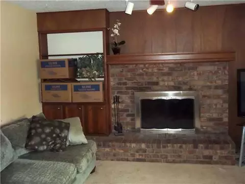 535 E 29th St, Edmond, OK 73013 photo 5
