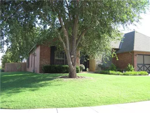 1709 Apache Trl, Edmond, OK 73003 photo 2
