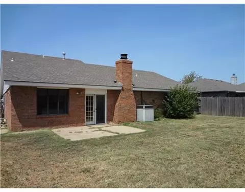 Undisclosed, Moore, OK 73160 photo 7
