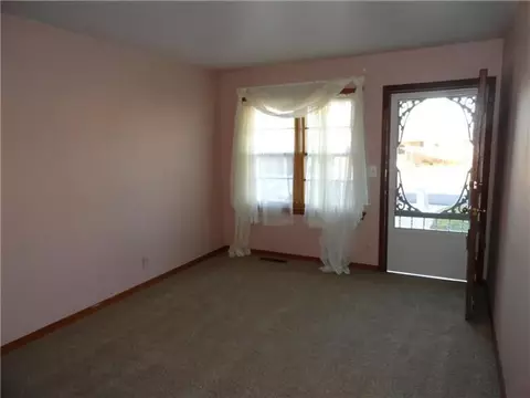 806 E Hayes St, Norman, OK 73071 photo 2