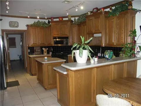 4550 S Pine St, Guthrie, OK 73044 photo 11