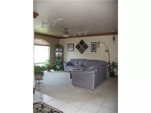 4550 S Pine St, Guthrie, OK 73044 photo 6
