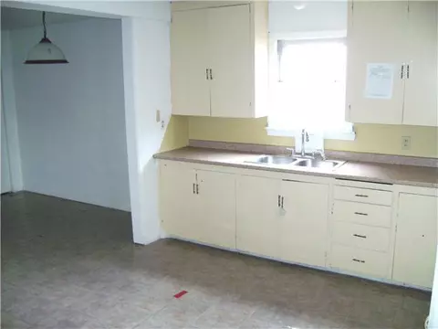 717 W Apache, Purcell, OK 73080 photo 5