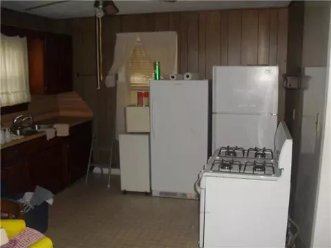203 E 4th, Asher, OK 74826 photo 3
