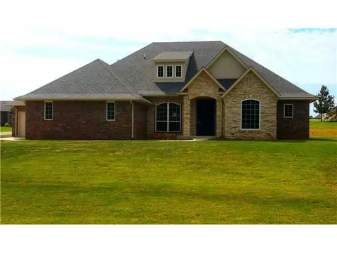 3115 Creekview Dr, Tuttle, OK 73089 photo 1