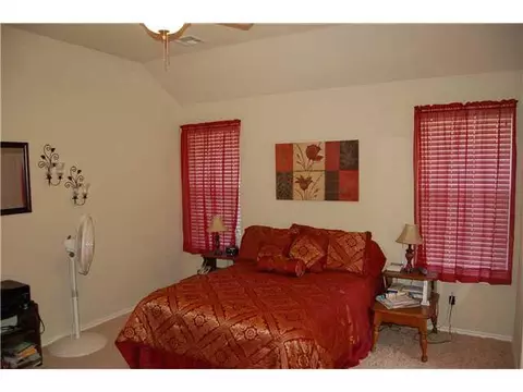 106 W End Ct, Tuttle, OK 73089 photo 10