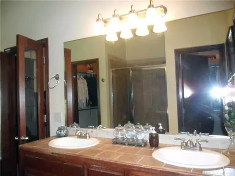 1910 Riviera Dr, Tuttle, OK 73089 photo 7
