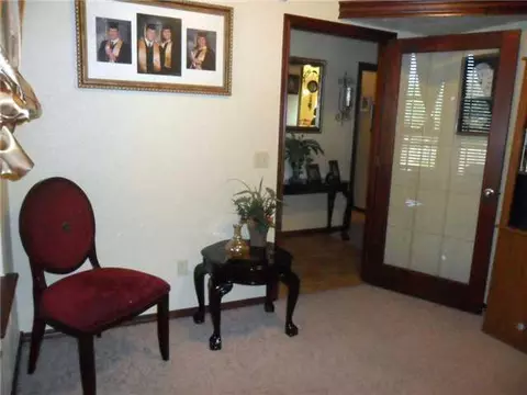 1910 Riviera Dr, Tuttle, OK 73089 photo 9