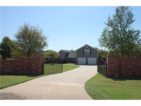 604 E Fox Ln, Newcastle, OK 73065 photo 1
