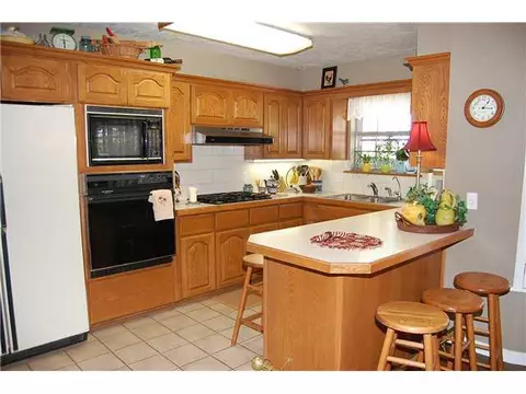 604 E Fox Ln, Newcastle, OK 73065 photo 4