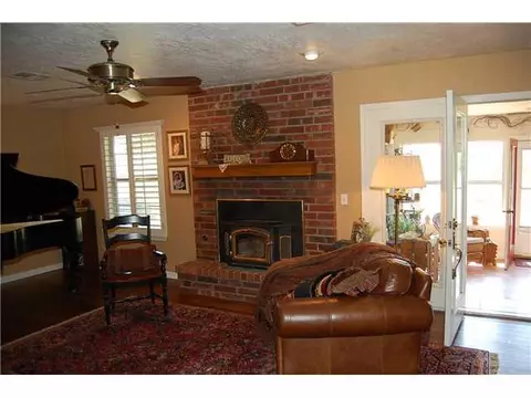 604 E Fox Ln, Newcastle, OK 73065 photo 5