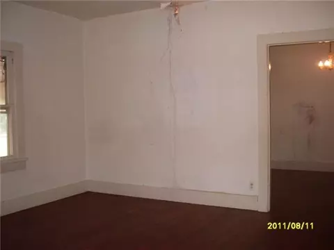 102 E Washington Ave, Guthrie, OK 73044 photo 4