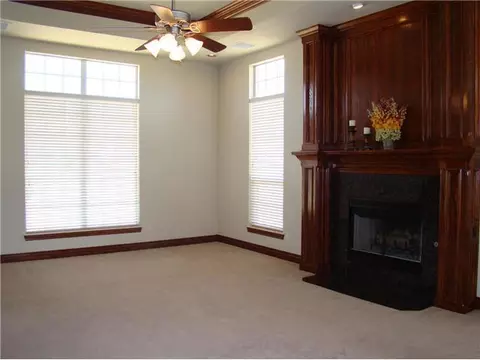 4200 Ruby Ave, Yukon, OK 73099 photo 7