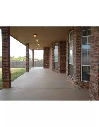 4200 Ruby Ave, Yukon, OK 73099 photo 18