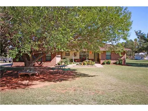 602 Cedar Springs Dr, Tuttle, OK 73089 photo 1