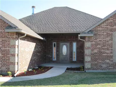 609 Esther Dr, Tuttle, OK 73089 photo 2