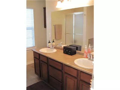 609 Esther Dr, Tuttle, OK 73089 photo 16