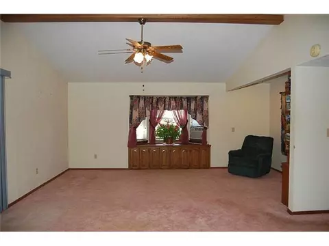 4608 E Franklin Rd, Norman, OK 73026 photo 5