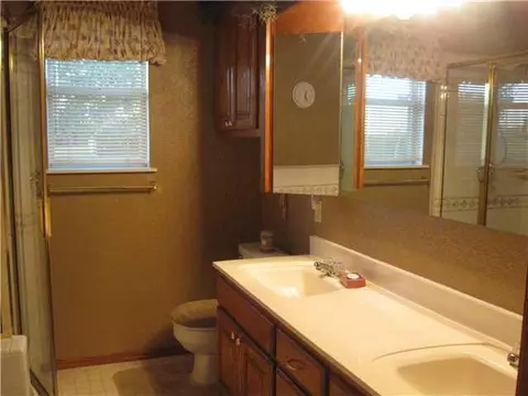 9451 E Franklin Rd, Norman, OK 73026 photo 9