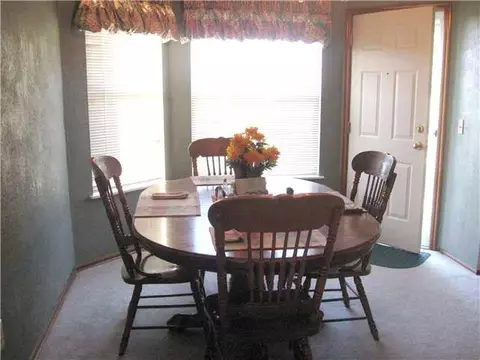 9451 E Franklin Rd, Norman, OK 73026 photo 5