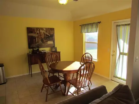 217 Red Rock Rd, Tuttle, OK 73089 photo 6