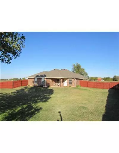 217 Red Rock Rd, Tuttle, OK 73089 photo 17