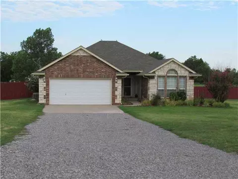 217 Red Rock Rd, Tuttle, OK 73089 photo 1