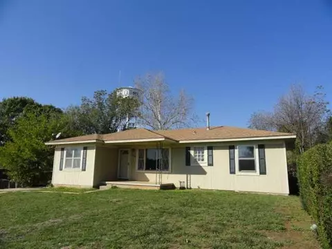 1818 W Vilas Ave, Guthrie, OK 73044 photo 1