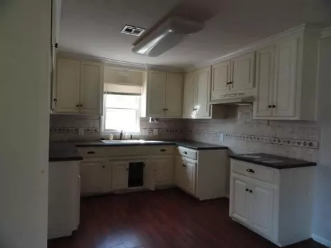 1818 W Vilas Ave, Guthrie, OK 73044 photo 5