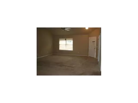 513 Apache Gate Dr, Yukon, OK 73099 photo 2