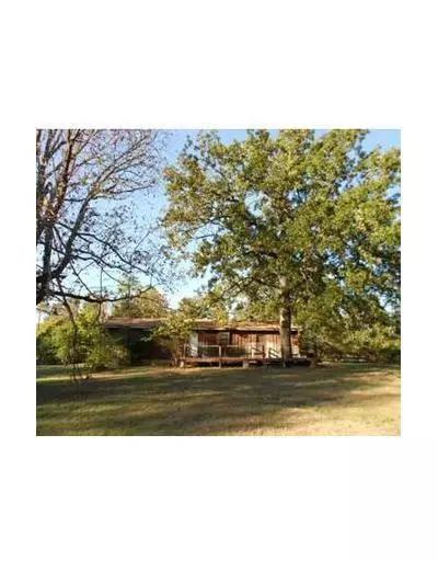 704 E Choctaw, Broken Bow, OK 74728 photo 2