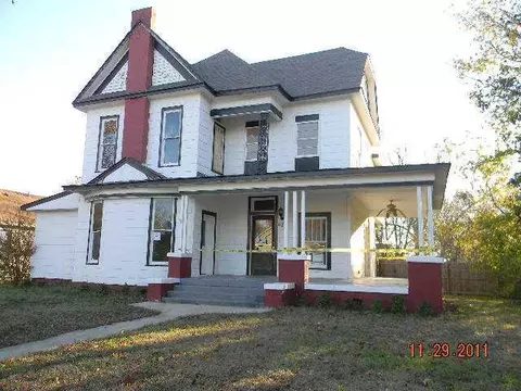 622 N 3rd Ave, Durant, OK 74701 photo 1