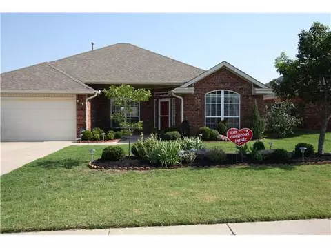 807 Elder Ln, Mustang, OK 73064 photo 1