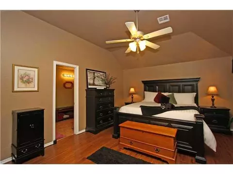 807 Elder Ln, Mustang, OK 73064 photo 11