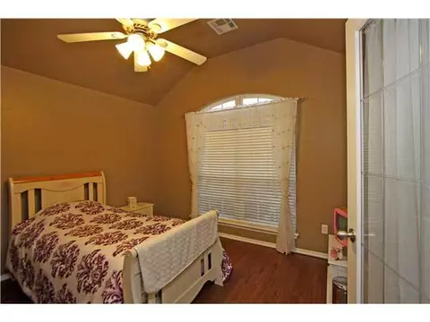 807 Elder Ln, Mustang, OK 73064 photo 14